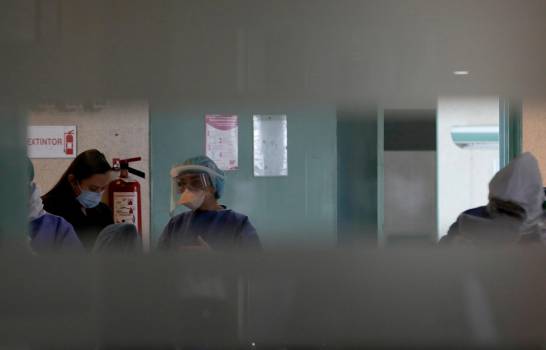 Hospital mexicano saturado alquiló camión refrigerador para muertos por COVID