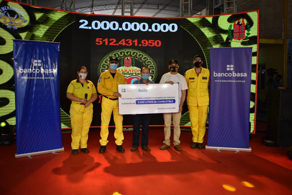 Banco Basa dona 2.000 litros de combustible a los bomberos