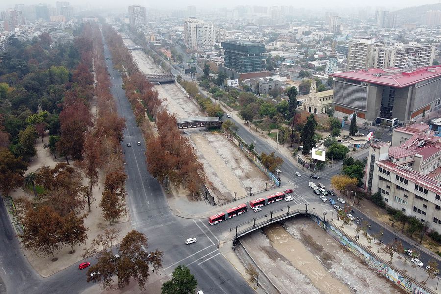 Cuarentena lleva calidad del aire de Chile a su mejor nivel en décadas, según autoridades