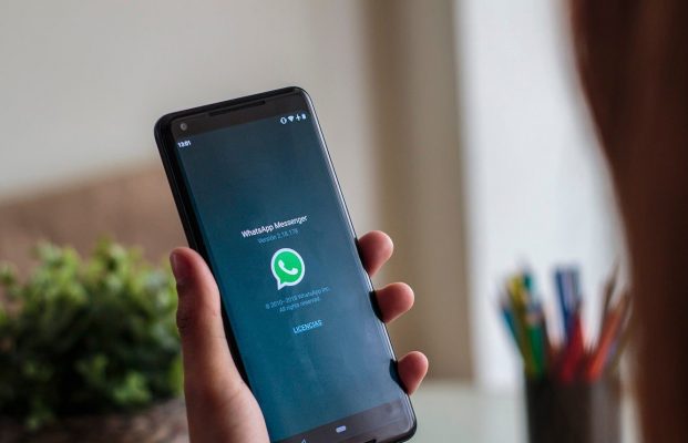 WhatsApp lanza en español un chatbot contra la desinformación sobre Covid-19