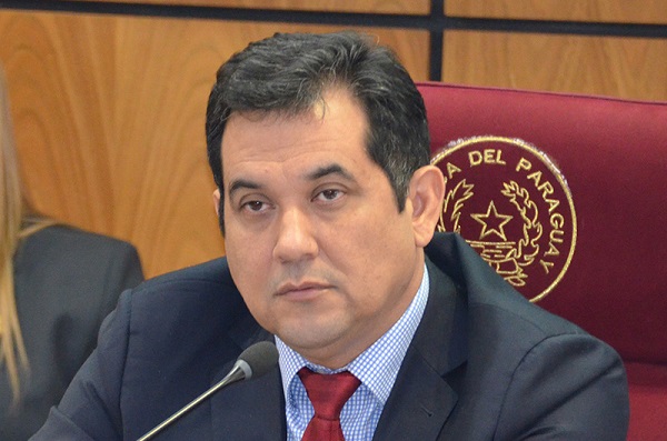 Arévalo descarta alianza con Centurión para las internas 2021