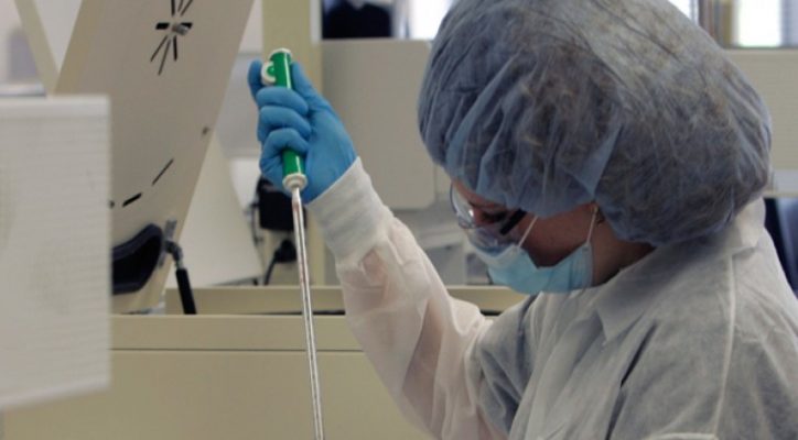 Jefe médico chino insta a Europa a ser más proactiva en lucha contra el virus