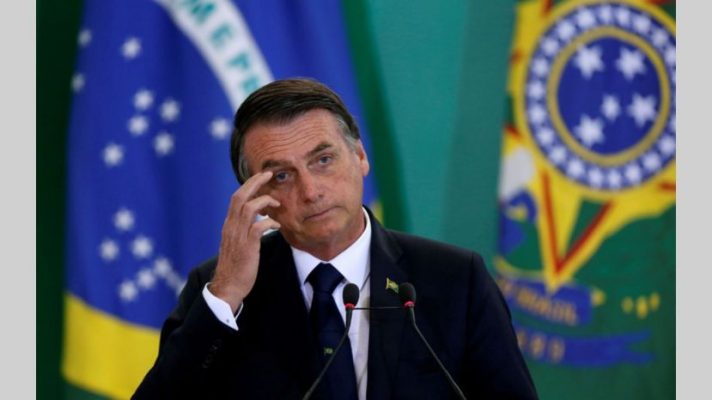 Bolsonaro bajo control médico tras positivo de su jefe de prensa con coronavirus