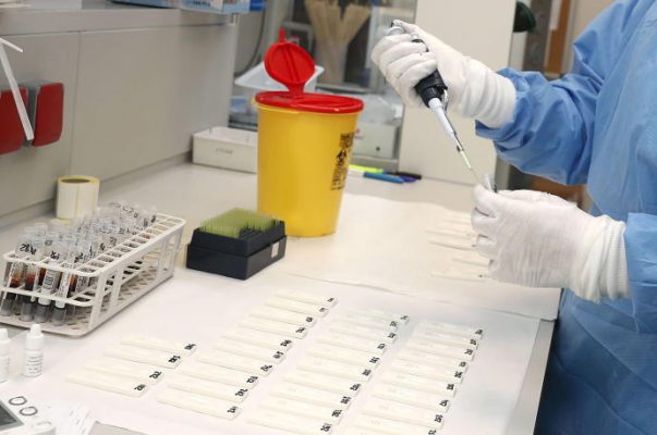Japón aprueba el uso del antiviral remdesivir contra el coronavirus