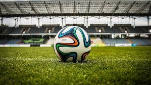 UEFA anima futbolistas a hablar sobre sus experiencias para erradicar racismo