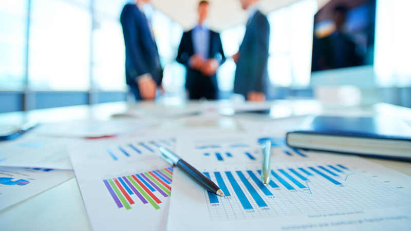 Comercio global cayó un 18,5 % en el segundo trimestre, según previsiones OMC