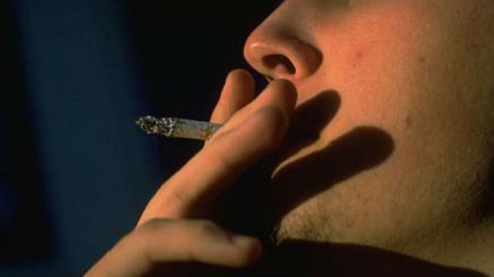 La nicotina es la que promueve la propagación del cáncer de pulmón al cerebro