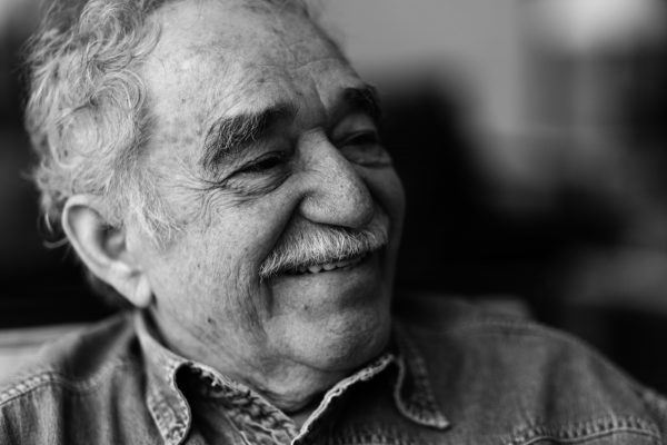 Gabo lee Macondo … en la primera gran exposición sobre García Márquez