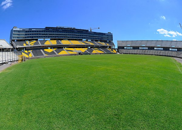 Peñarol prepara para un duelo clave del que depende su futuro en Libertadores