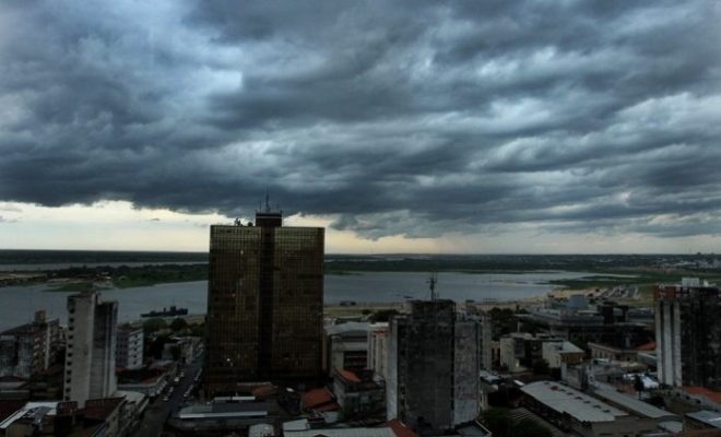 Viernes caluroso con precipitaciones y tormentas eléctricas, según Meteorología