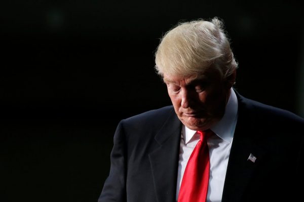 Trump prohíbe la entrada a extranjeros provenientes del Reino Unido e Irlanda