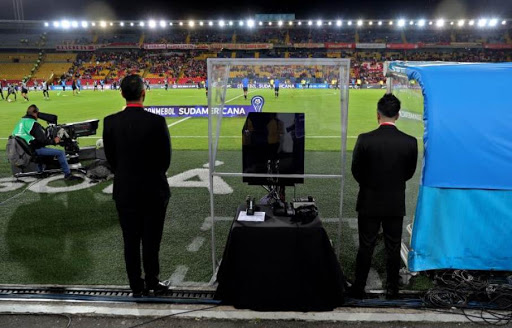 UEFA confirma uso de VAR, pero aplaza hasta 2021 su uso en fase de grupos
