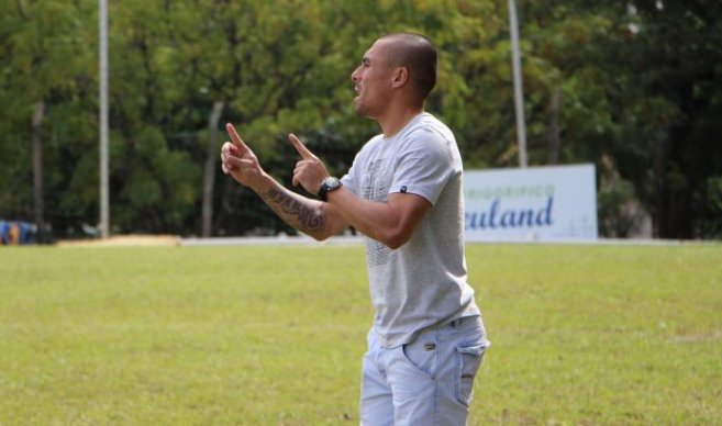 El colombiano Vladimir Marín dirigirá a Paraguay en la Copa América de Chile