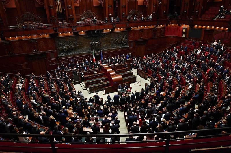 Partidos votan en blanco para elección presidentes Parlamento de Italia