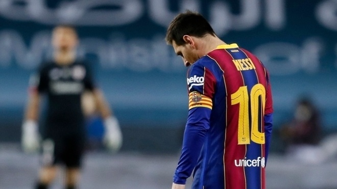 Suspenden a Messi con dos partidos por su agresión a un rival en la final de la Supercopa de España