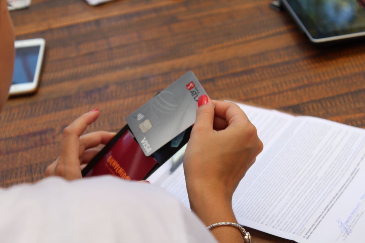 Presentan la tarjeta Atlas Visa Contactless, enfocada a la Inclusión Financiera