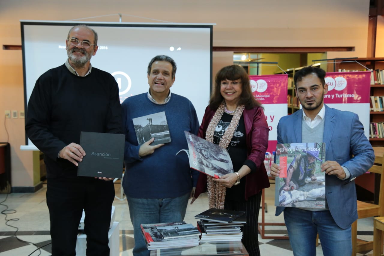El Ojo Salvaje dona acervo de libros a la Manzana de la Rivera