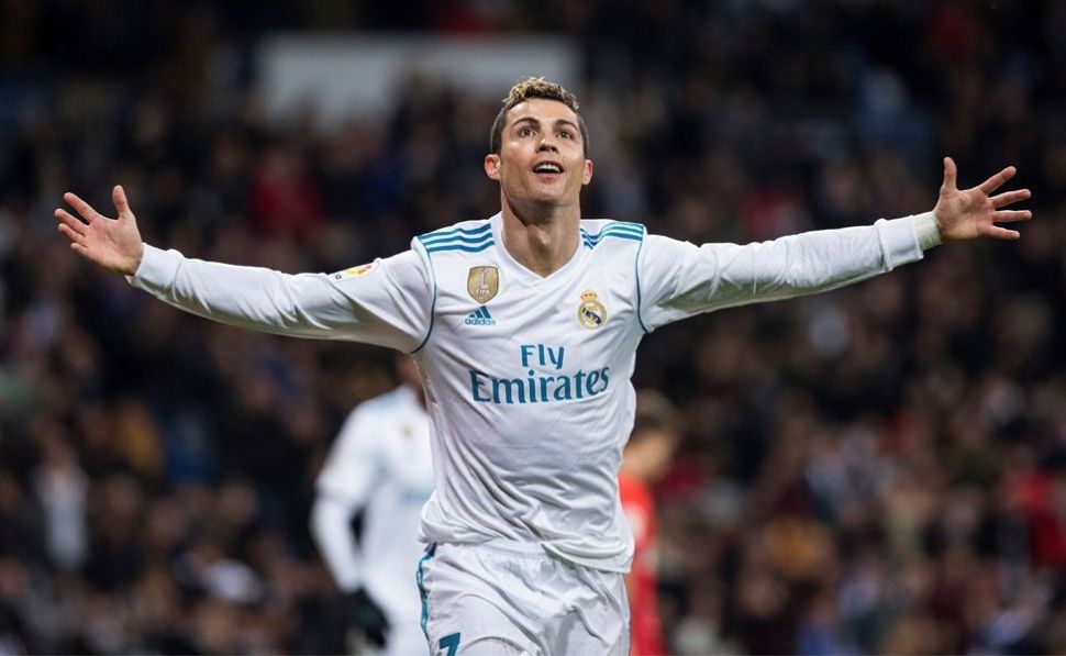 Real Madrid da el primer golpe ante el PSG en el partido de ida por los octavos