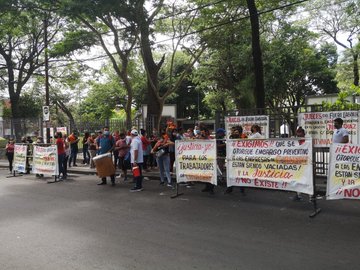 Exfuncionarios de Citymarket realizarán huelga de hambre frente al Palacio de Justicia