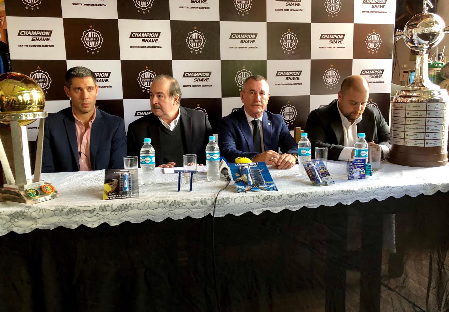 Olimpia nuevo embajador de Champion Shave, afeitadora oficial de los campeones