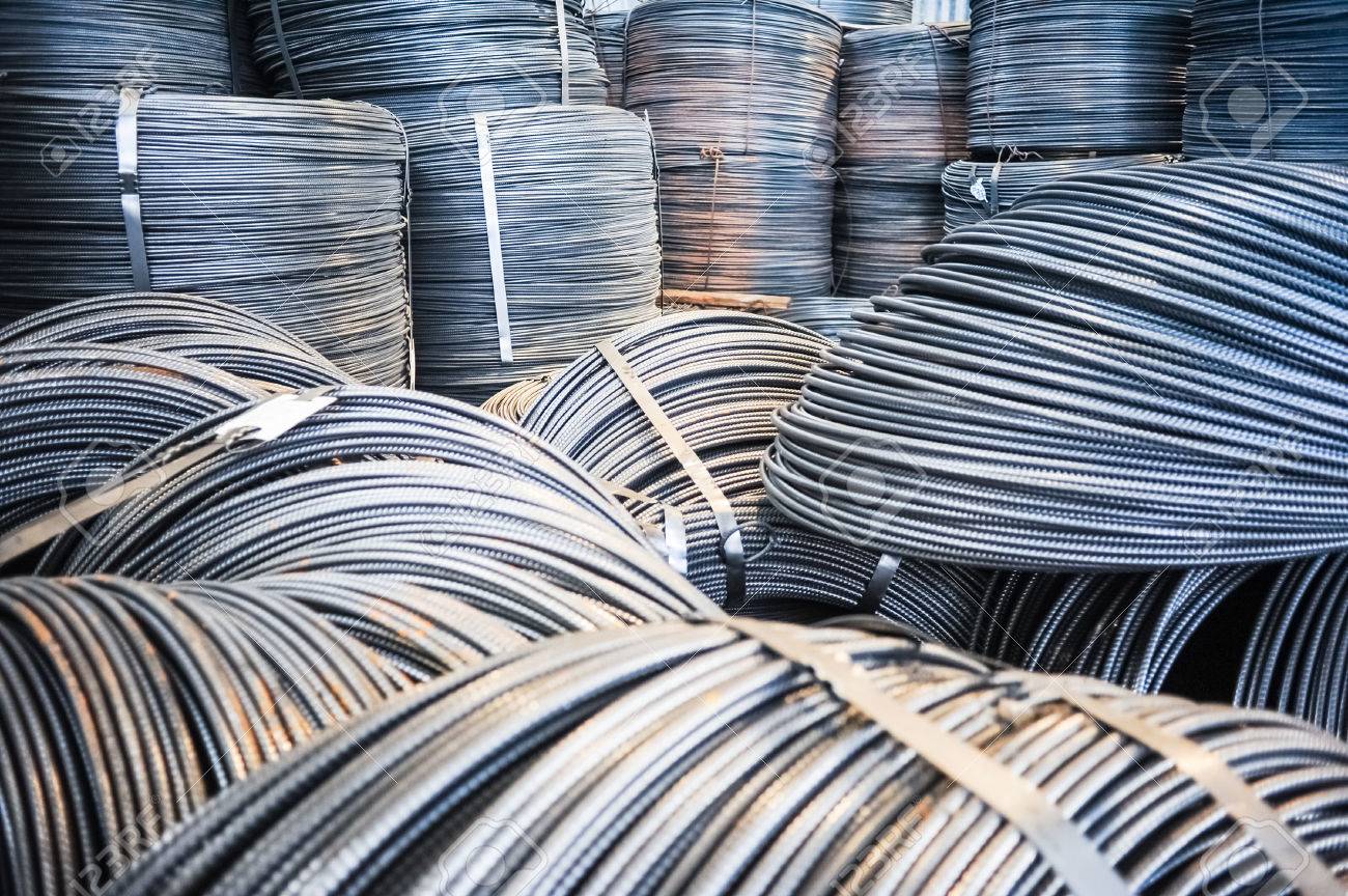 Guerra comercial en cierne: Trump aplicaría aranceles al acero y aluminio