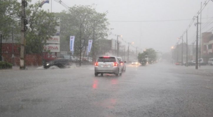Precipitaciones y tormentas eléctricas continuarán este jueves, según Meteorología