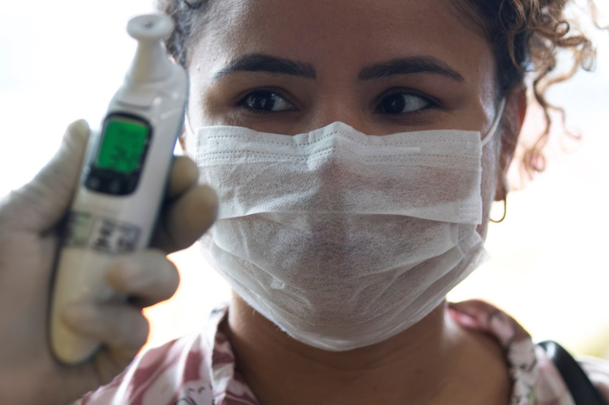 COVID-19: Reportan 12 fallecidos, 969 nuevos positivos y 255 pacientes en UTI