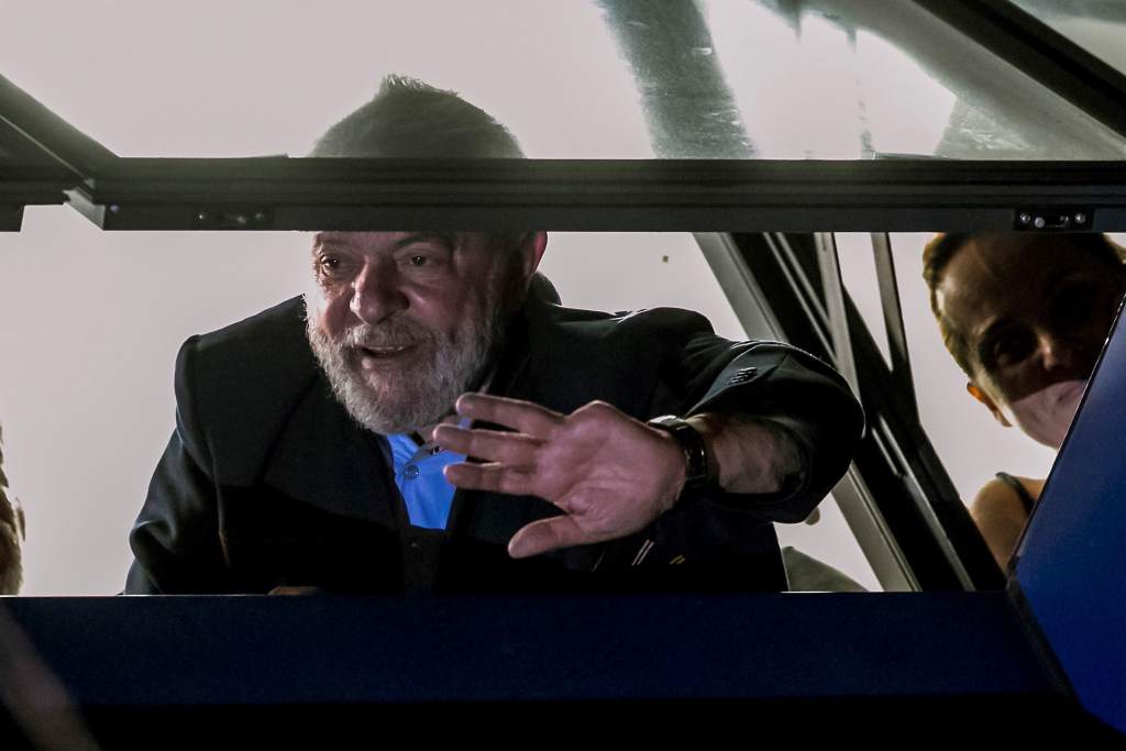 Lula rompe el silencio para reivindicar su inocencia