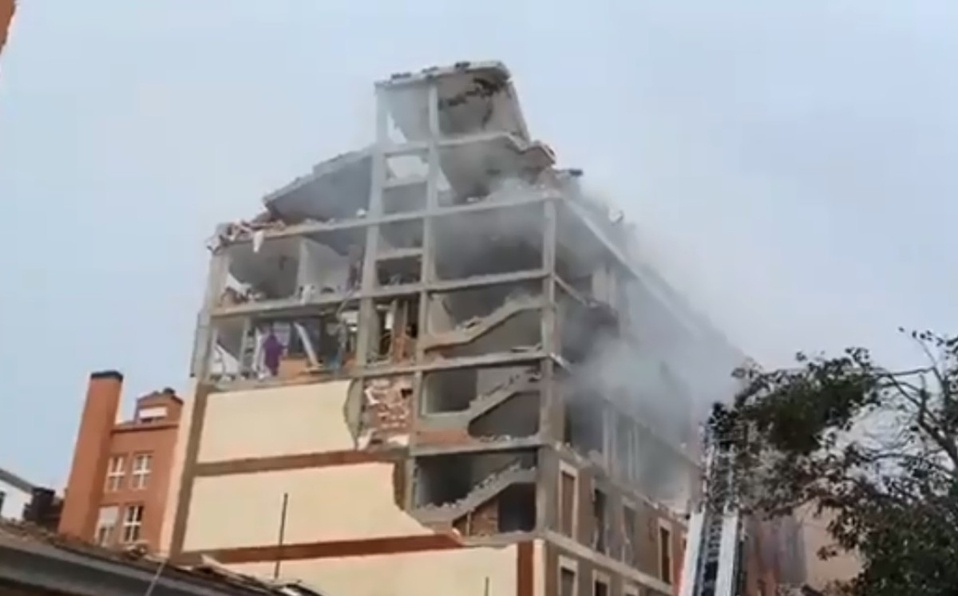 Mañana demolerían el edificio que registró una explosión en Madrid