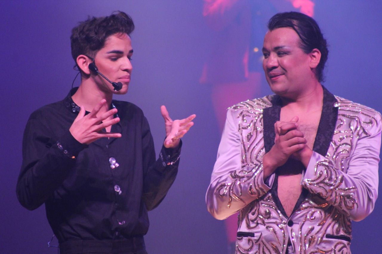 ‘Las Karashans’, el éxito teatral del año extiende sus funciones