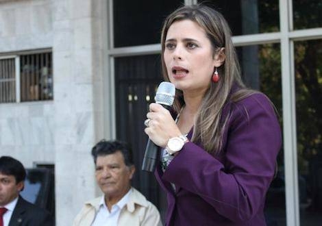 Kattya González: Creo en la concertación, pero no pienso ser cómplice de algo que no funciona