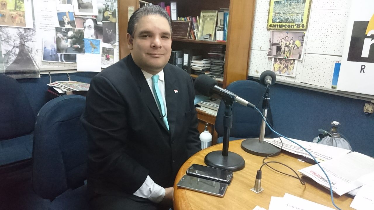 Hay personas que entran por hobby a mirar el Informconf y eso está prohibido, dice López Arce