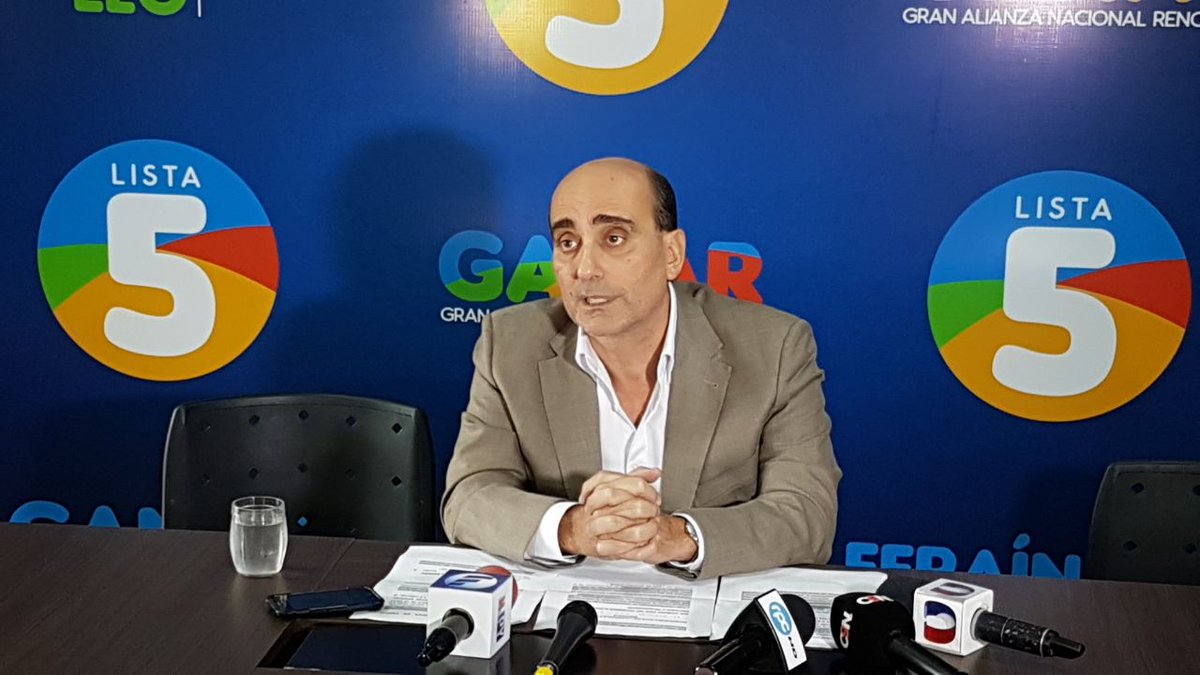Mateo Balmelli: «Creo que Efraín es el hombre que el Paraguay necesita»