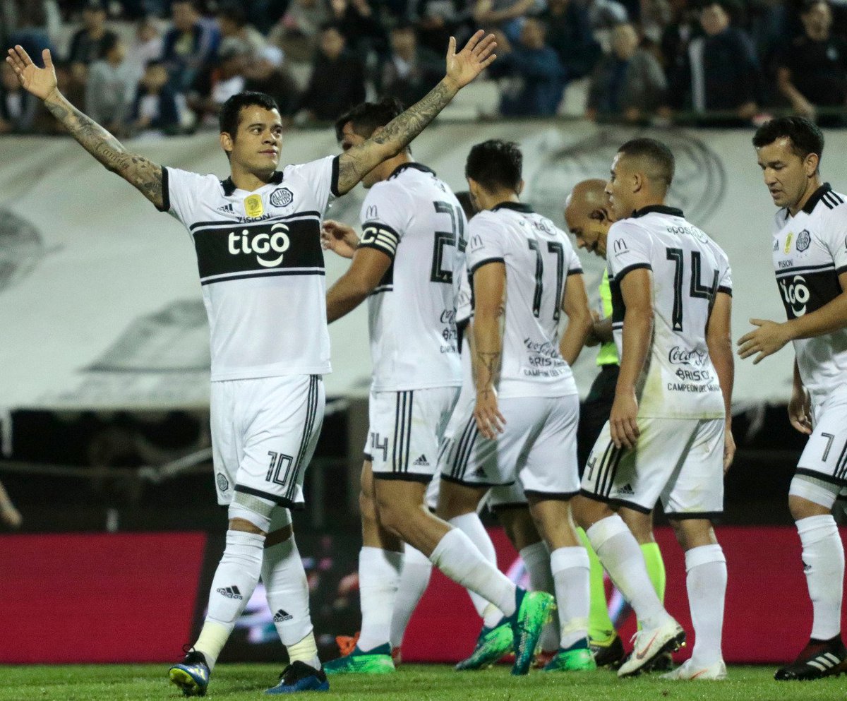 Olimpia sigue al frente del Clausura