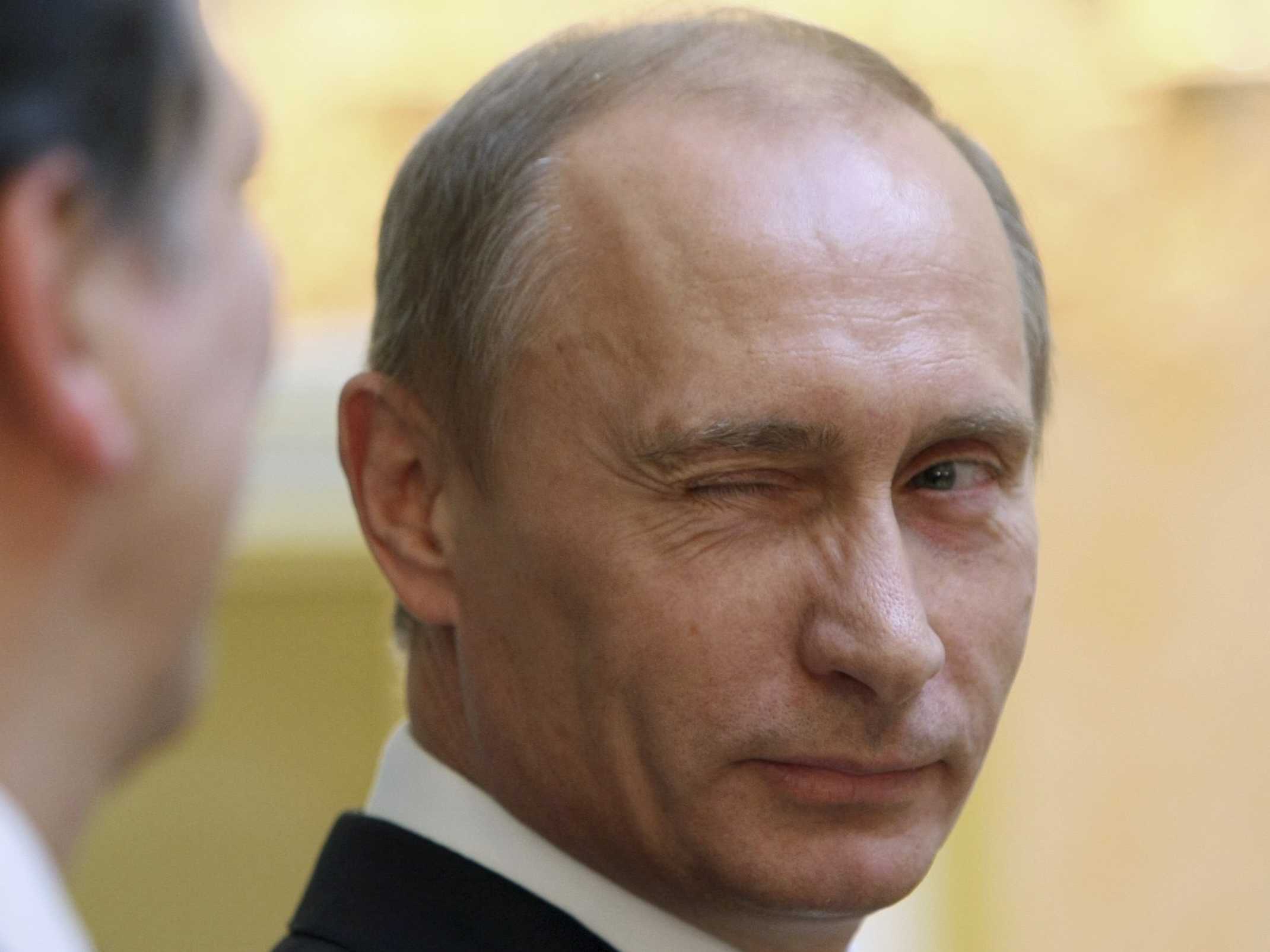 Putin apuesta por el fútbol para romper el aislamiento de Rusia