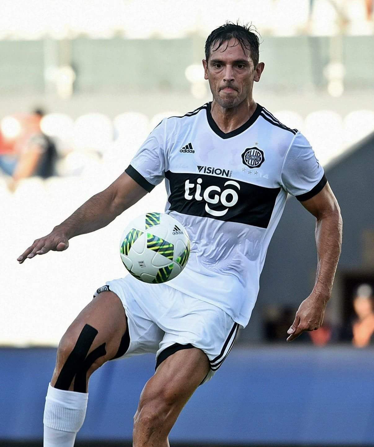 Olimpia se queda tres semanas sin Roque Santa Cruz