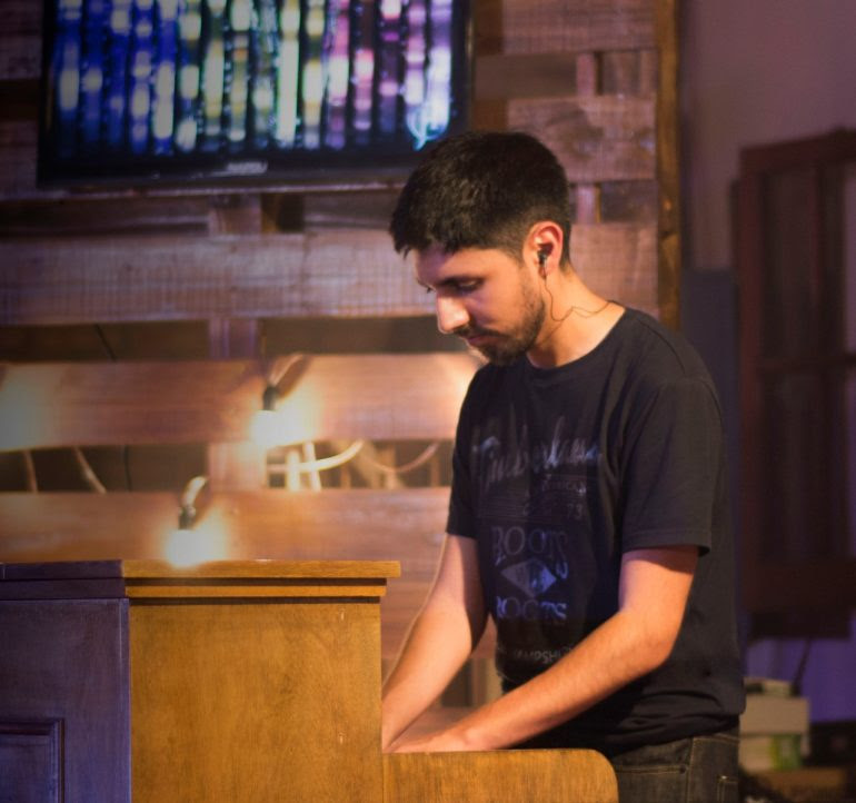 Concierto de piano con Diego Carmona en la Manzana
