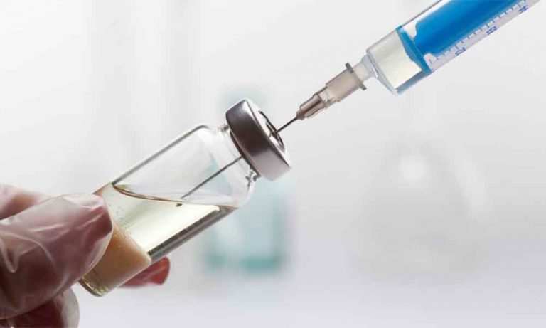 COVID-19: La vacuna de Moderna protegería contra variantes de Reino Unido y Sudáfrica