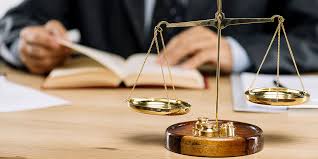 Preocupación por posibles irregularidades en el examen del concurso notarial