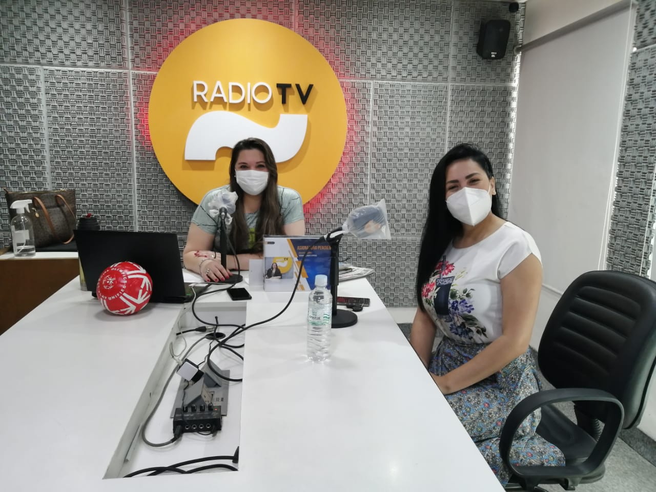 Rossana Beatriz “La Joya Guaraní” realizó su lanzamiento artístico como solista