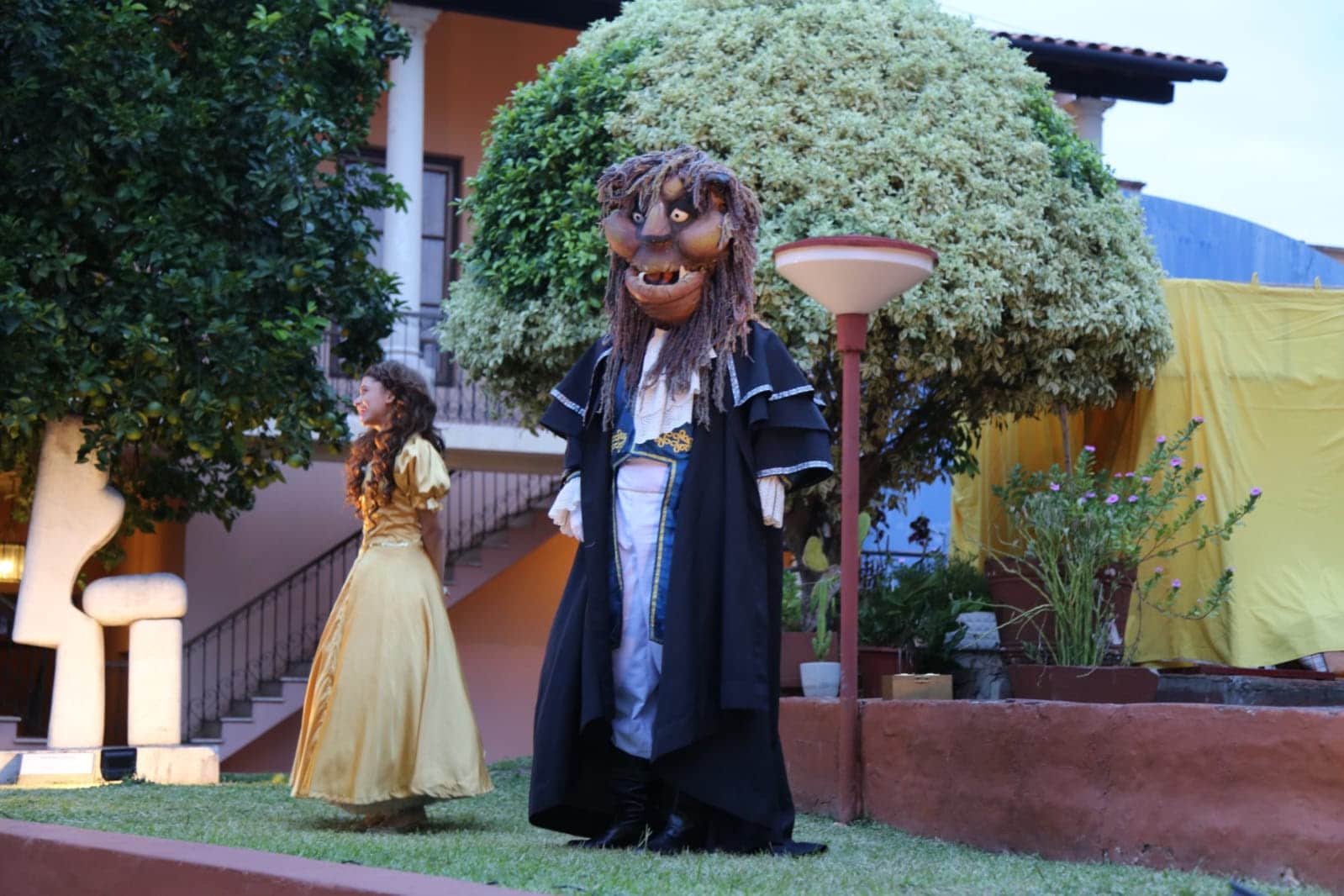 No te pierdas de la obra «la Bella y la Bestia» en el festival de cuentos infantiles