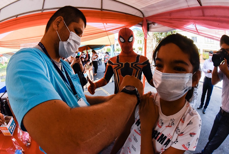 Prevén una campaña de vacunación masiva a niños contra sarampión, poliomelitis, rubeola e influenza
