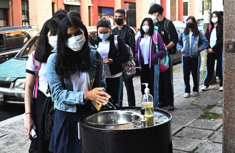 Directores de colegios piden adelantar las vacaciones de invierno