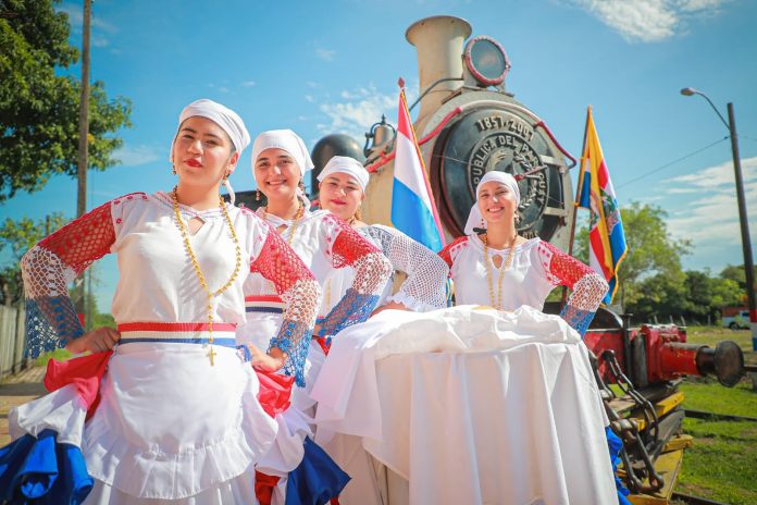 Festival de chipá, música, arte y cultura en la Estación de Tren de Pirayú