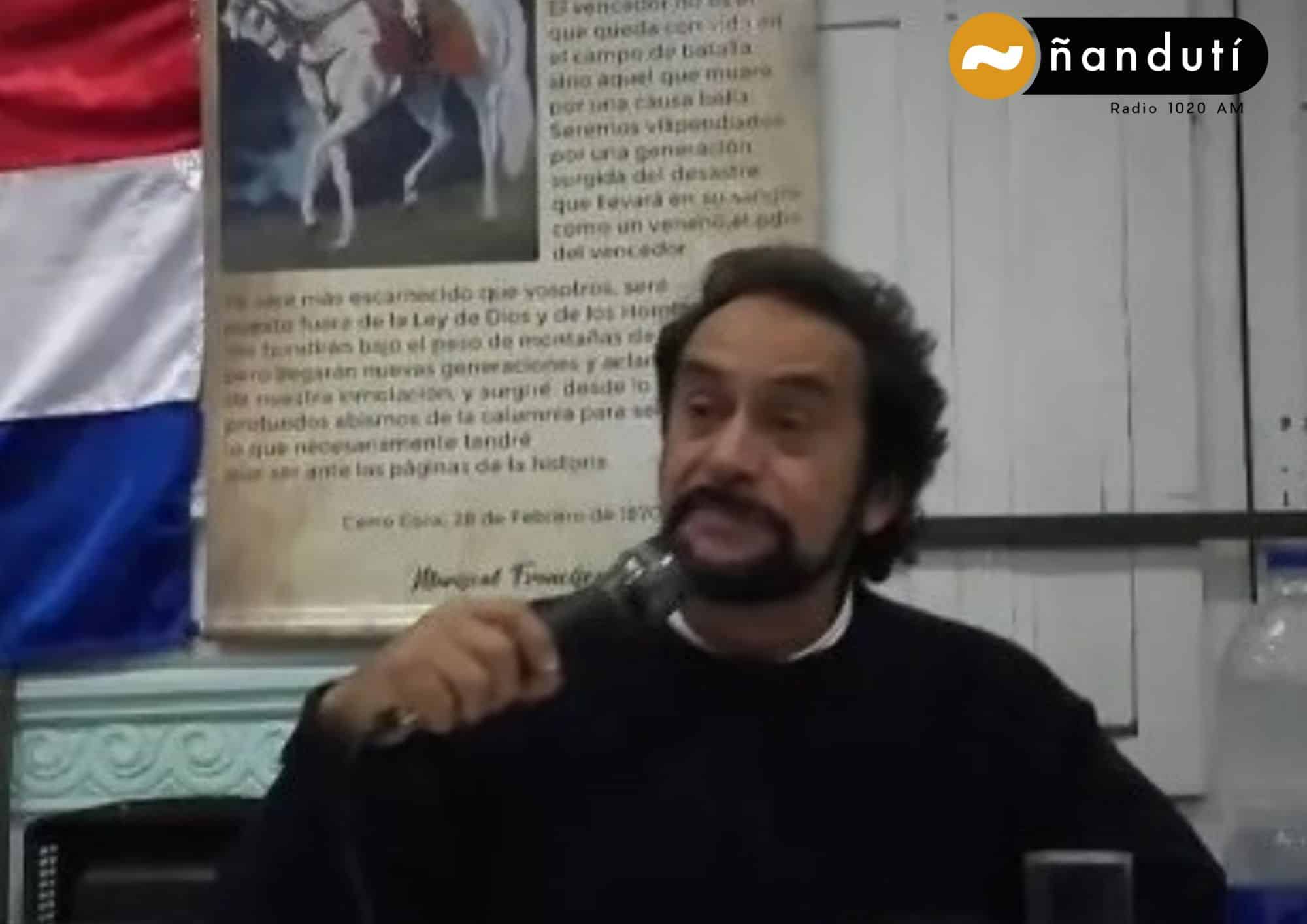 El artista Mario Casartelli presenta una nueva obra sobre temas relacionados con la escritura