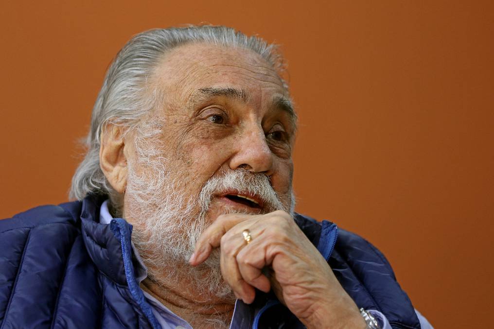Versos Eternos: Recopilación de las poesías de Humberto Rubin