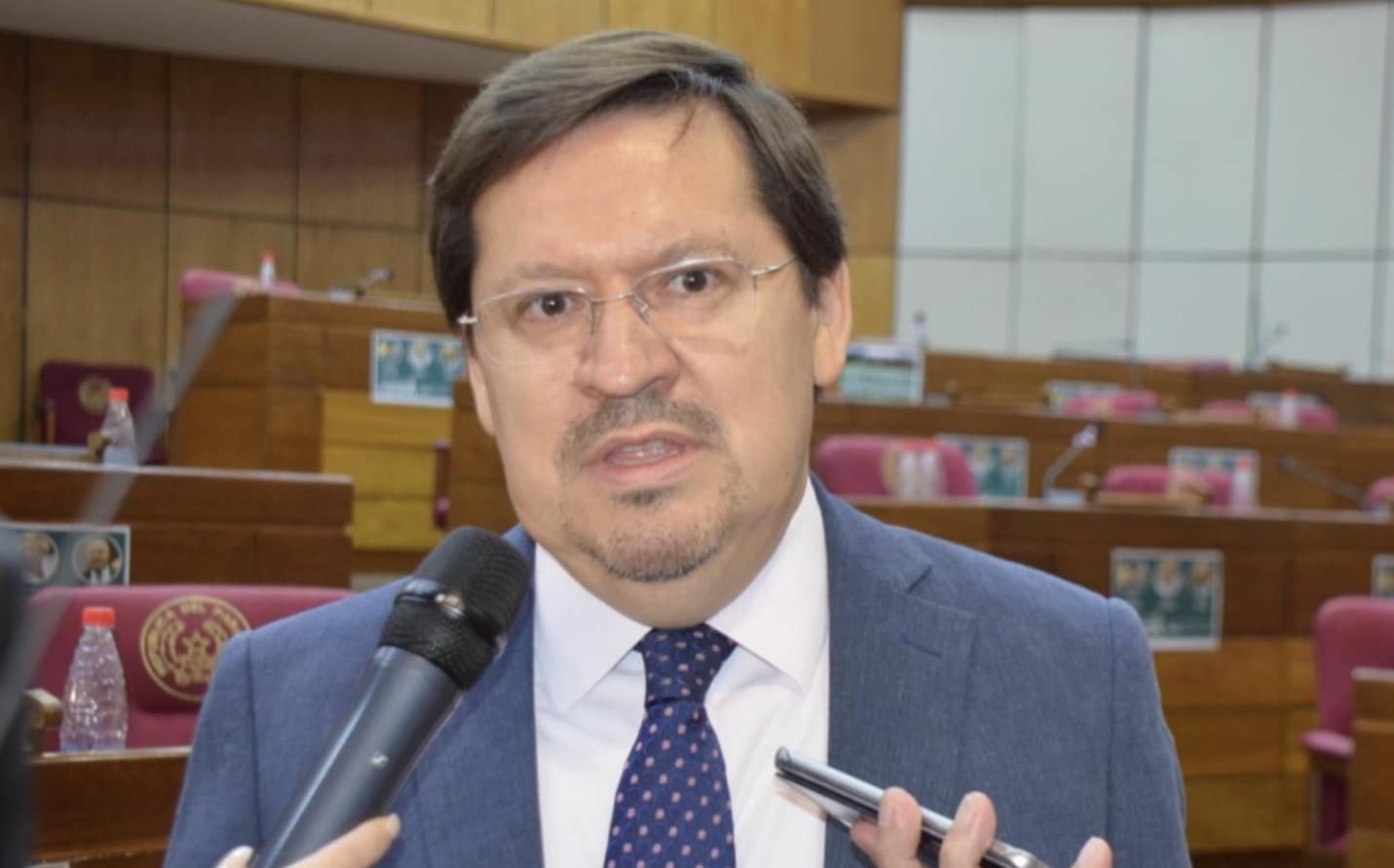 Postergan tratamiento de Tren de cercanías: «No se qué hizo cambiar de opinión a los senadores»