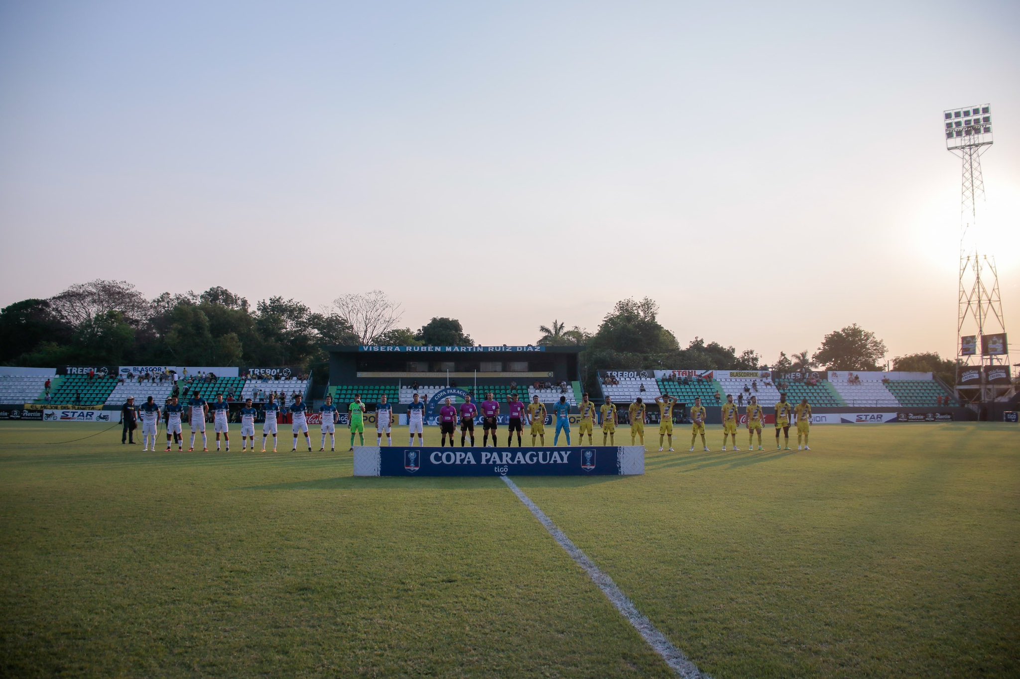 Designaciones arbitrales para los partidos de octavos que quedan en la Copa Paraguay