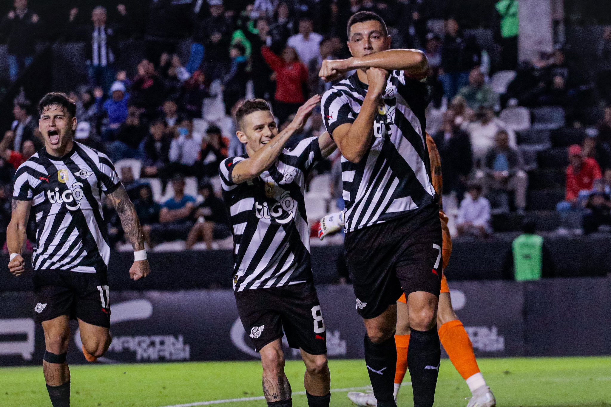 Contundente goleada gumarela en Tuyucuá