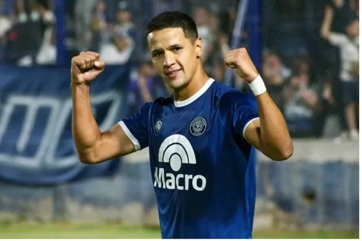 Alex Arce: «La ilusión de llegar a la Albirroja siempre está, pero por ahora estoy lejos», afirma